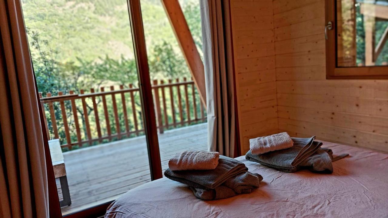 Chalet L'Empreinte Saint-Étienne-de-Tinée Eksteriør bilde